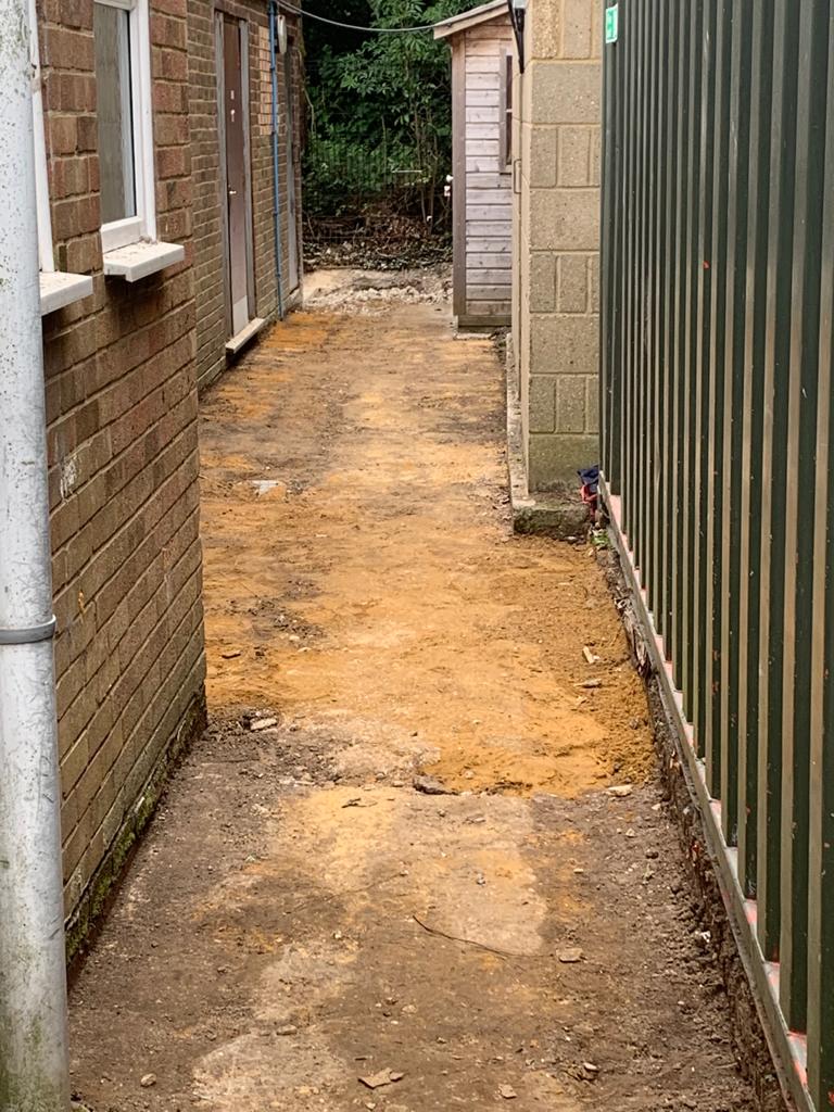 HoddyCCOfficial's tweet photo. End of Day One for #projectpatio π§ππ·ββοΈ
Our great game may have been delayed this year but Hoddy continue to move forward with our plans.
#greenmachine https://t.co/cUNkmTJkmE