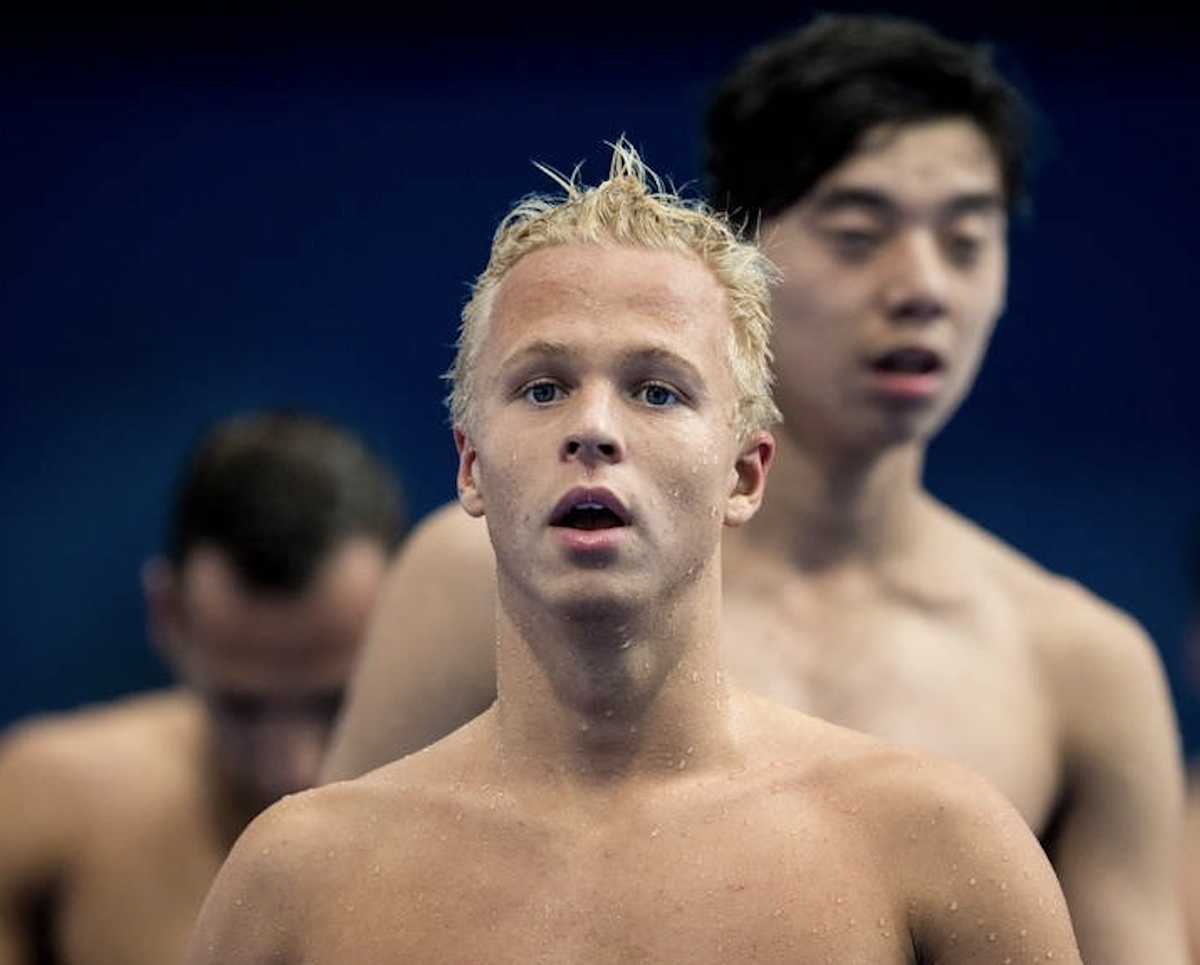 WFPUSA's tweet photo. Swimming for meals 🏊🏻‍♀️💙.

College athletes Marcus Holmquist &amp; Victor Johansson are raising awareness/funds to fight hunger, as #COVID19 threatens to push millions more to the brink of starvation.

DONATE NOW, all proceeds will go to @WFP: https://t.co/i8g6oMz3SO #MondayMotivation https://t.co/X05PVRwHWo