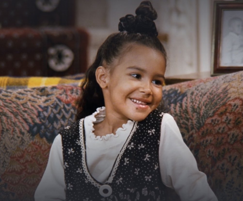AlanisHall's tweet photo. Reports say that Naya’s body has in fact been found in Lake Piru. Watching her grow from child star to the cultural icon known as Santana Rivera makes this news even more heartbreaking 💔 #RIPNayaRivera #nayariviera https://t.co/eGZqLmygFm