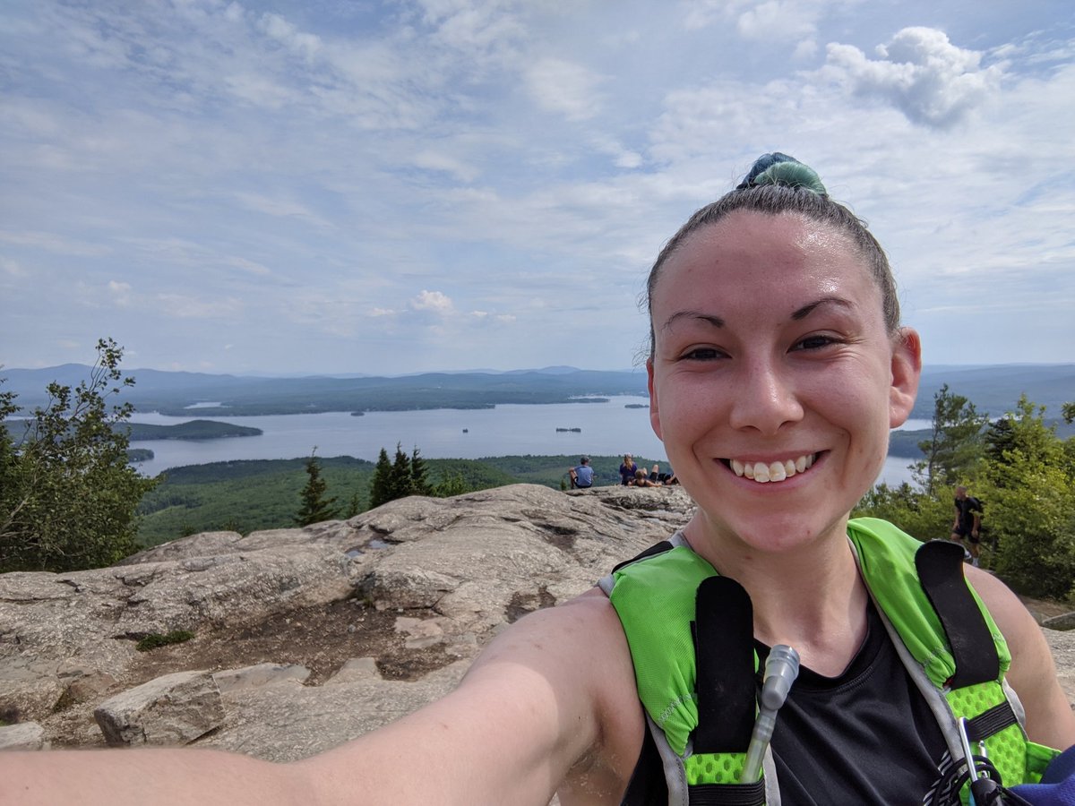 runnerantics's tweet image. Today we attempted to run up a mountain ❤️⛰️🏃‍♀️
.
#runnerslife #runhappy #happyrunner #runner #orangemud