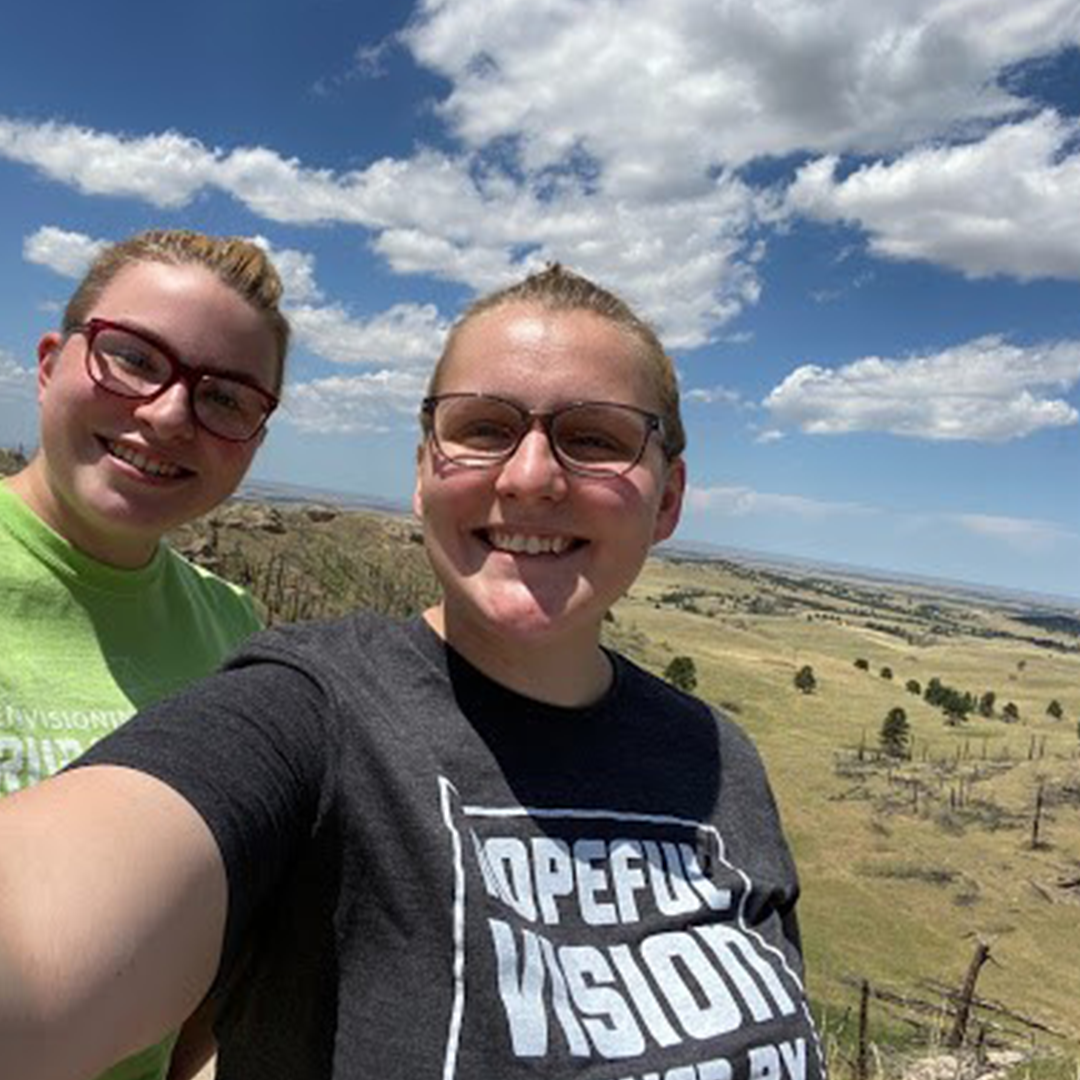 ruralnebraska's tweet photo. Since we last posted about the Chadron #RFIFellows they've moved to the panhandle to really start having some fun — and boy have they! 🤩
Give Sawyer (left) and Tyra (right) a 👋 and read their insights about #rural #Nebraska at https://t.co/pyUSggLGaY
#NUforNE https://t.co/QXRYGoAqGK