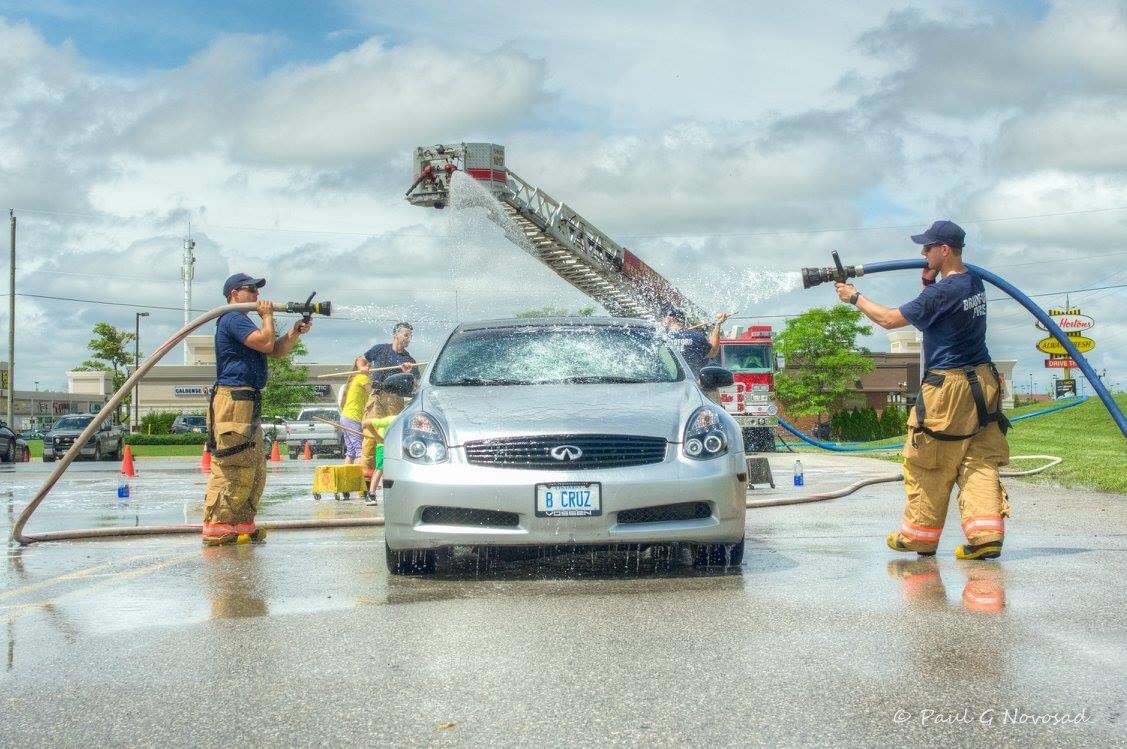 BPFFA_L3940's tweet photo. This Saturday (18th) @BPFFA_L3940  will be hosting a car wash at the fire station from 11-2. We are requesting donations for the local food bank - hope to see you there !  @TownofBWG @ScotDavidsonMP @C_Mulroney @BradfordTodayCa https://t.co/y75LkFTi7O