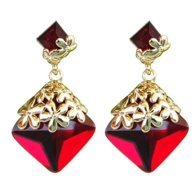 AnnaKorsStore's tweet photo. Leaves Flower Red Square Zircon Ear Stud Crystal GP Earrings

#cubiczirconiastudearrings #earringstuds #redstudearrings #squarestudearrings #studearrings #studearringsforwomen #jewelry #fashion #beautiful #cute #girl 

Current Price: $34.99 USD

Buy Now: https://t.co/J0jCXWzcHC https://t.co/TRFAlkoZh0