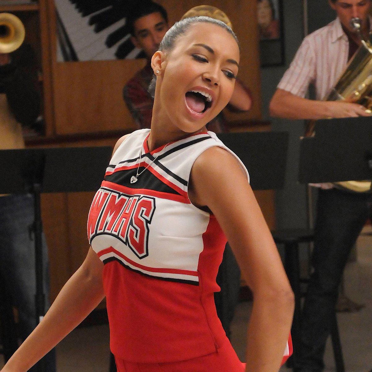 50Updates's tweet image. goodnight naya rivera 💔 you brought so much joy to our tv &amp;amp; mesmorised us with your beautiful voice. thank you. we won’t forget you, EVER.