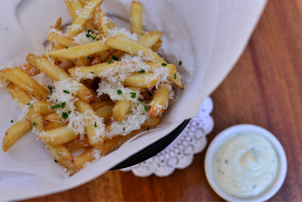 RPRFirm's tweet photo. Happy #NationalFrenchFryDay! @zincbistro has some of our faves from regular and sweet potato to truffled parmesan! Let us know your favorite fry in the comments below! // 📸: @kodymelton
•
•
•
#RPR #PR  #Rclients #Rfavorite #Rfavoritethings #frenchfry #fries #frenchfryday https://t.co/MtAAZtoNiN