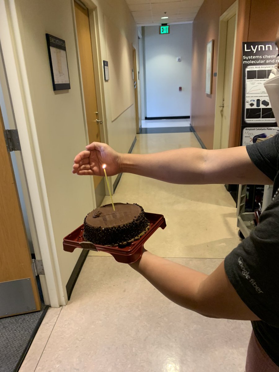 lynnlabsystems's tweet photo. Happy early (and masked) birthday to Dr. David Lynn! 🥳🥳 https://t.co/6gDkHDLWf2