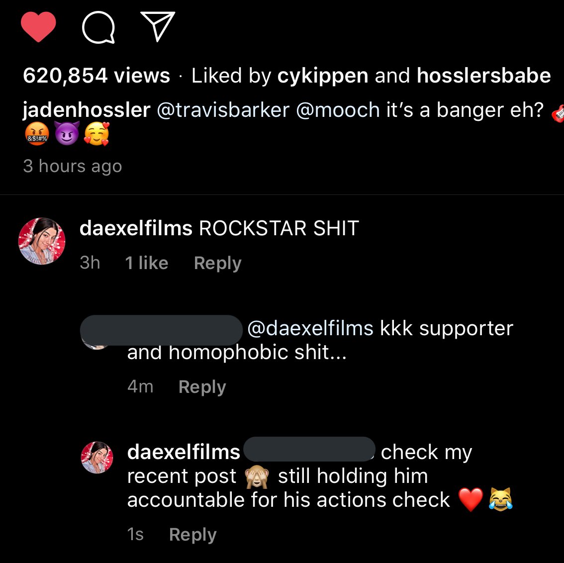 fuknrckstar's tweet photo. i love my fans ❤️ https://t.co/Qw6hgpIVI0