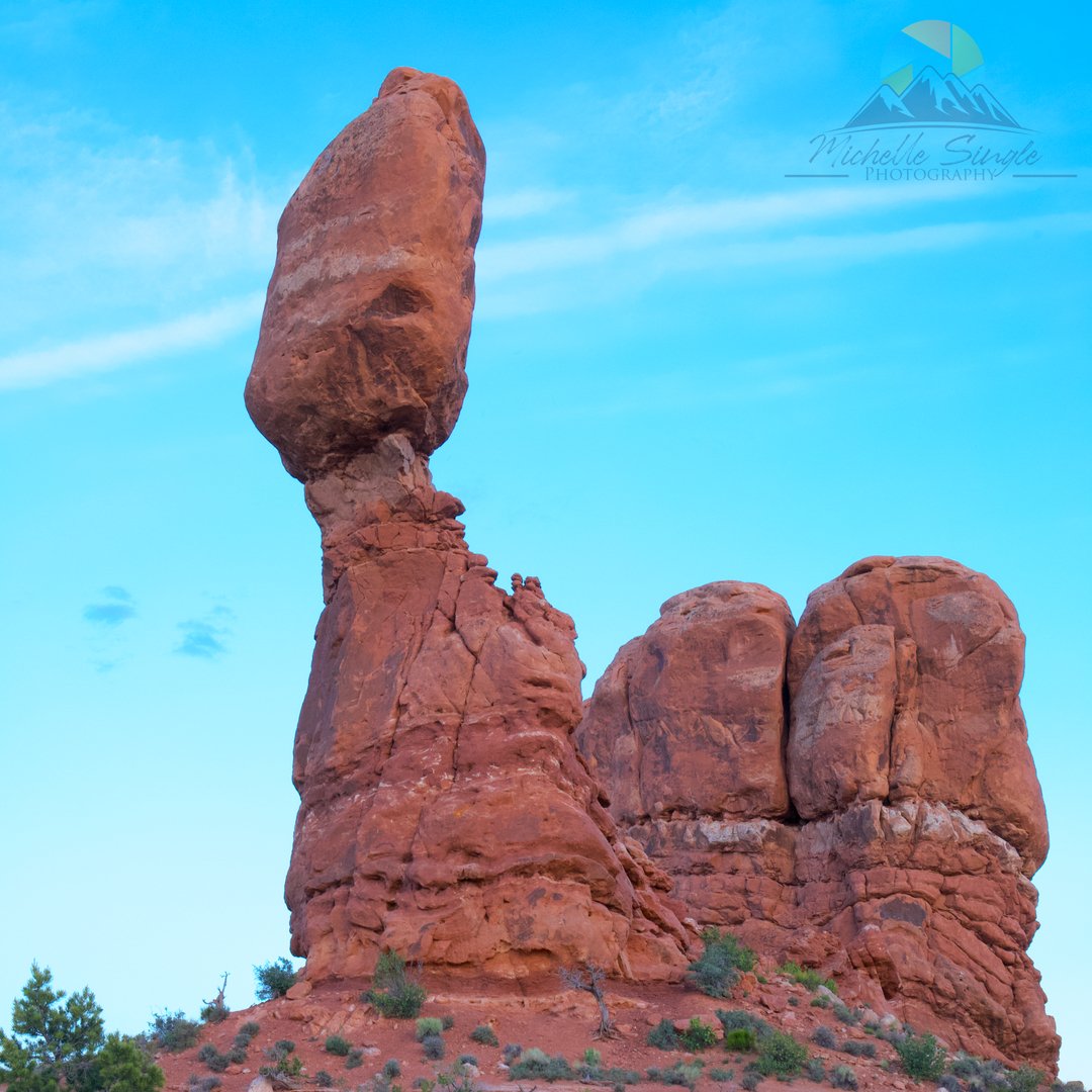 MichelleLSingle's tweet photo. Man do I miss traveling!  I love vacations, but weekend trips close to home are my favorite.   This is a throw back to a 2019 weekend trip to Moab that I realized I never shared here.  This is Balanced Rock at Arches National Park, and holy cow did it look precarious up there.  T https://t.co/9TfDUnEh2J
