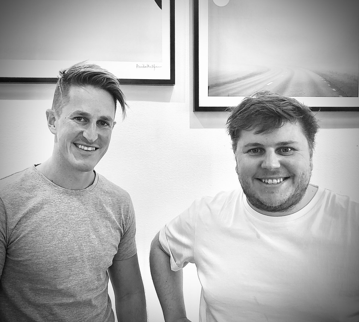 ehandelspodden's tweet photo. We're back! I sommar släpper jag 4 st specialavsnitt. Första handlar om KPI:er! Lyssna, så kanske jag återkommer i höst! Följ gärna! Soundcloud: https://t.co/4UztDI4iec Spotify: https://t.co/1Bp89Z5aed iTunes: https://t.co/omHqT4SN93 https://t.co/37zCEWy7sG