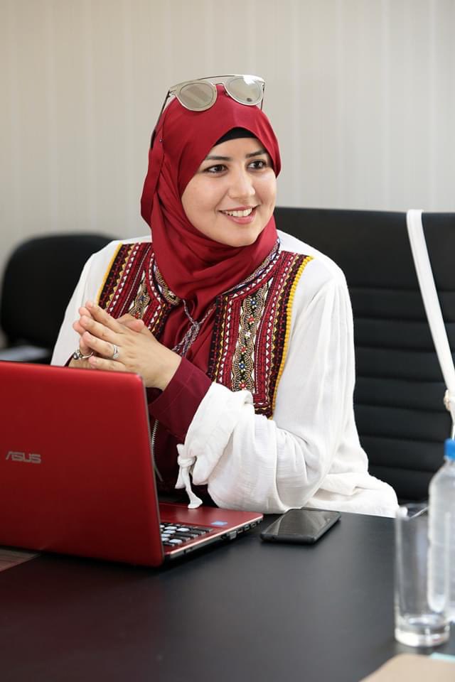LotfiZitoun's tweet photo. استقبل وزير الشؤون المحلية لطفي زيتون رئيسة بلدية الدندان السيدة ضحى العلاقي، وثلة من أعضاء المجلس البلدي.
وتم خلال اللقاء استعراض أهم الأن��طة التي قامت بها البلدية في فترة الحجر الصحي، ومختلف المشاغل والإشكاليات المالية والبشرية التي حالت دون تقدم العمل البلدي بالجهة https://t.co/txHMVxMIkd