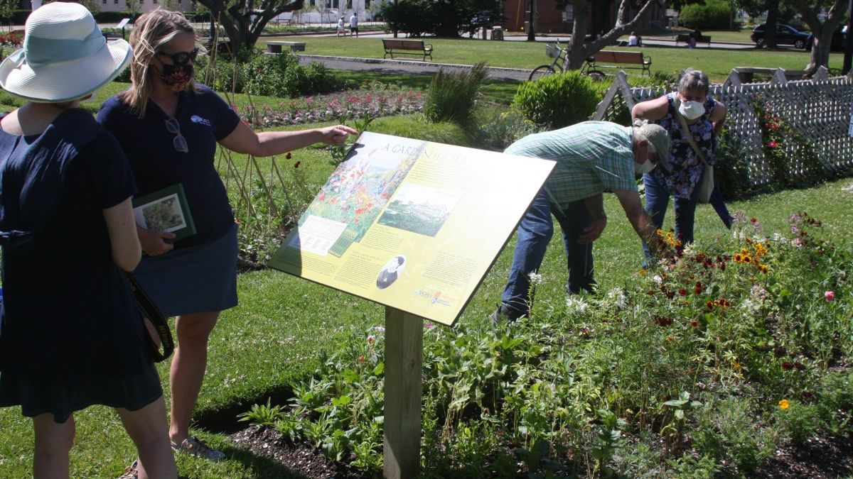 In summers past, a visit to Appledore Island often included a tour of the gardens designed by poet Celia Thaxter. When #COVID19 prevented trips to the island, <a href="/ShoalsMarineLab/">Shoals Marine Lab</a> found a temporary spot to plant the flowers among the gardens at <a href="/PrescottPark/">PrescottParkArtsFest</a>. bit.ly/2ZpQo7u