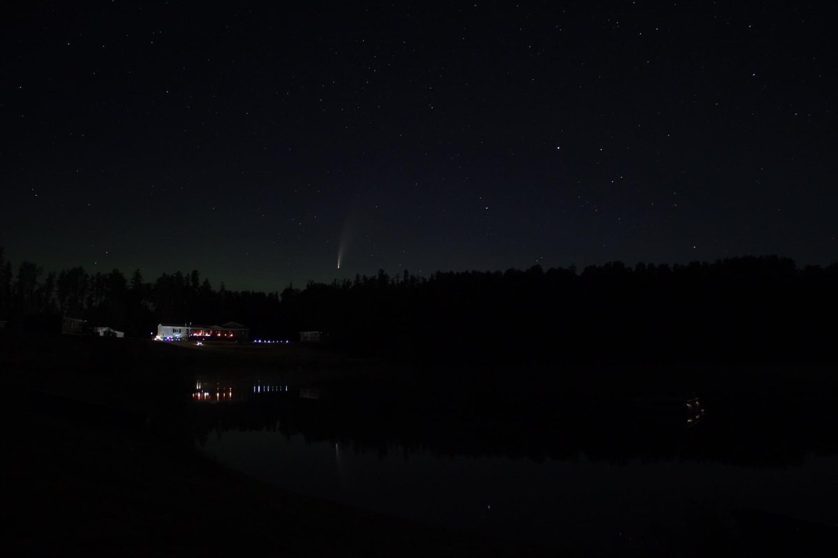 <a href="/DavidBflower/">David Blanchflower BSc</a> Got to see Neowise through aome aurora that washed it out , Aurora only lasted 20 minutes. Beautiful comet looking through binoculars.