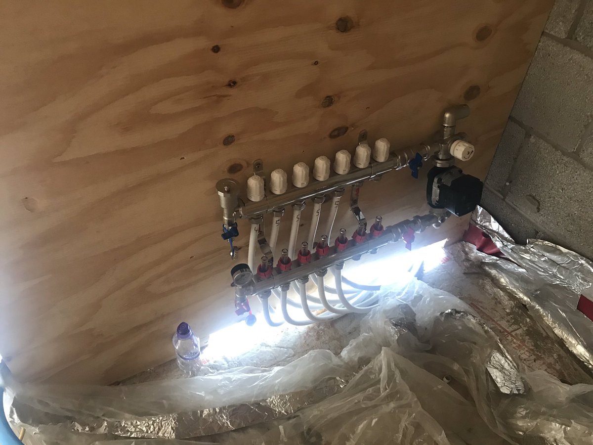 4102Lodge's tweet photo. #BuildingUpdate The pipe work for the underfloor heating is now all in, and the manifolds also been installed. Screed floor being laid this week, and the builders are getting on with the houses as well @WYFreemasons @7354Lodge @Settlefremason1 @810Lodge @785Lodge @810Chapter https://t.co/VkPf9ngIxJ