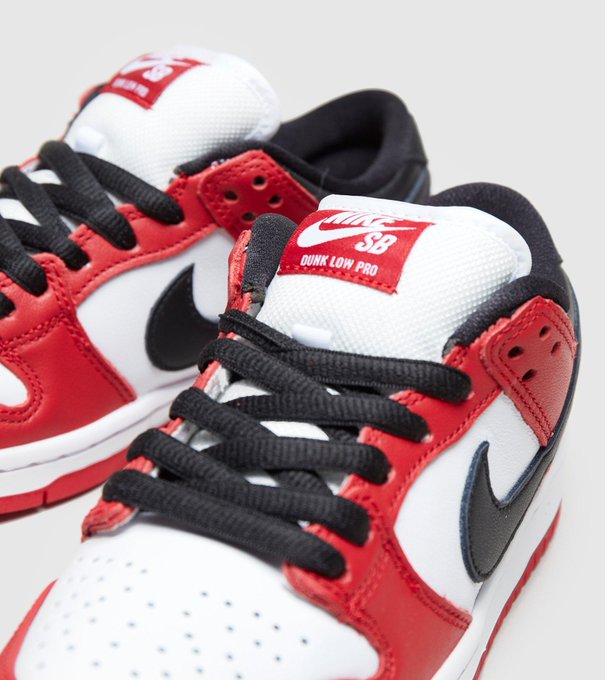SOLELINKS's tweet image. Nike SB Dunk Low ‘Chicago’ images via Size?