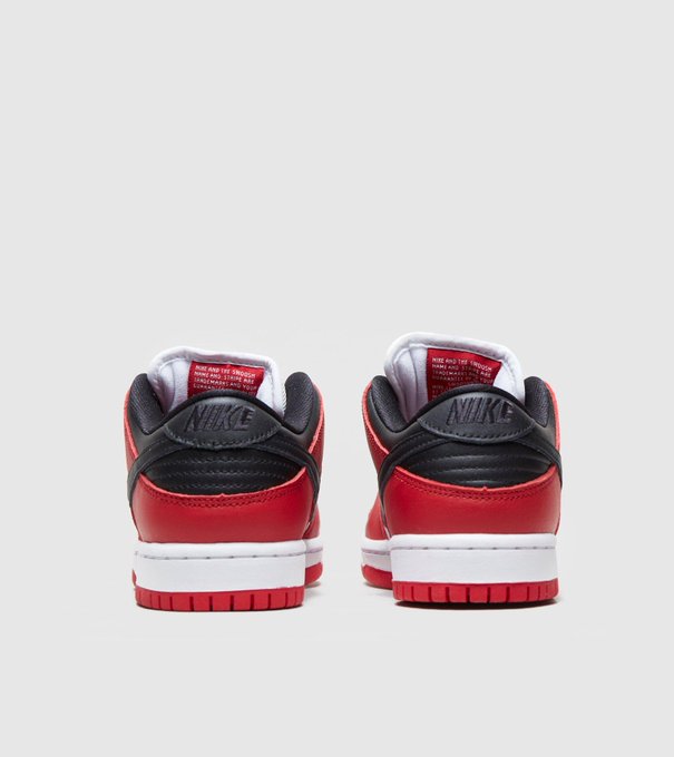 SOLELINKS's tweet image. Nike SB Dunk Low ‘Chicago’ images via Size?