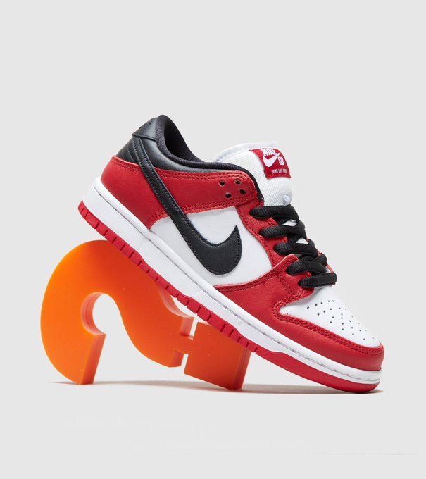 SOLELINKS's tweet image. Nike SB Dunk Low ‘Chicago’ images via Size?