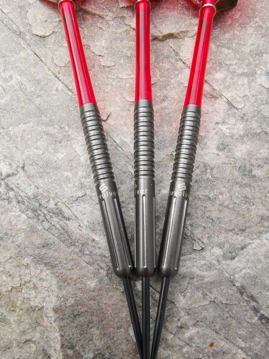 SuperdartsN's tweet photo. 🎯Free Giveaway 🎯

We passed 500 followers 😎 Time for a giveaway. A set from the Superdarts range with  extra accessories will be given 2 lucky winners
👇
#retweet &amp; #like this post
#comment why you deserve to win. or tag a friend that does

Ends 25/7 at 12.
BEST OF LUCK👍🎯 https://t.co/vz7kj8GrGo