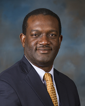 UFOTL's tweet photo. .@UF announced the creation of the @UF_IFAS Food Systems Institute, to find solutions to feeding the world in an economically &amp; environmentally sustainable way. The new institute will be led by Dr. Adegbola Adesogan, director of @Livestock_Lab. 
https://t.co/spIstOTqll https://t.co/qCHfmKzESz