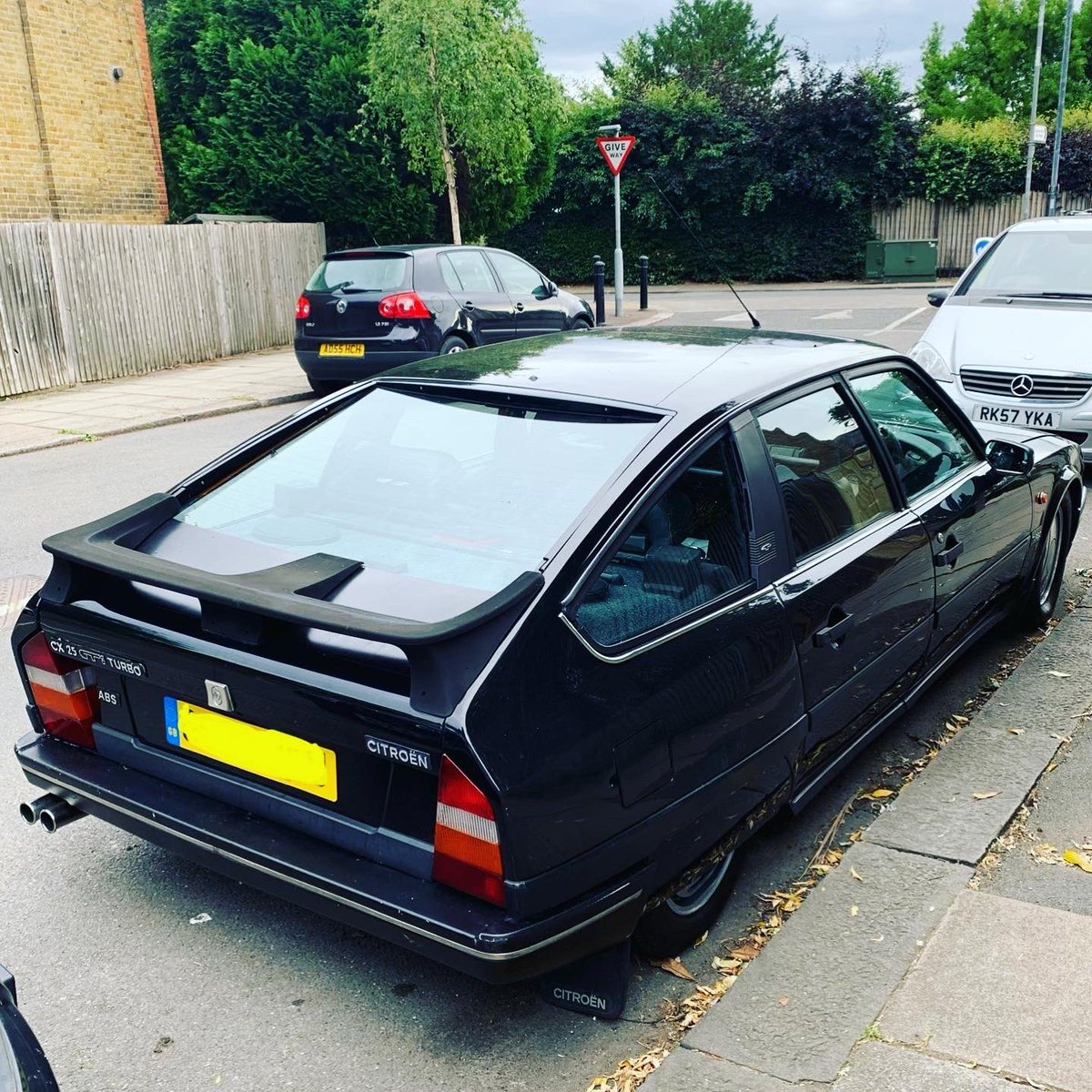 This Citroen CX GTi is immense.