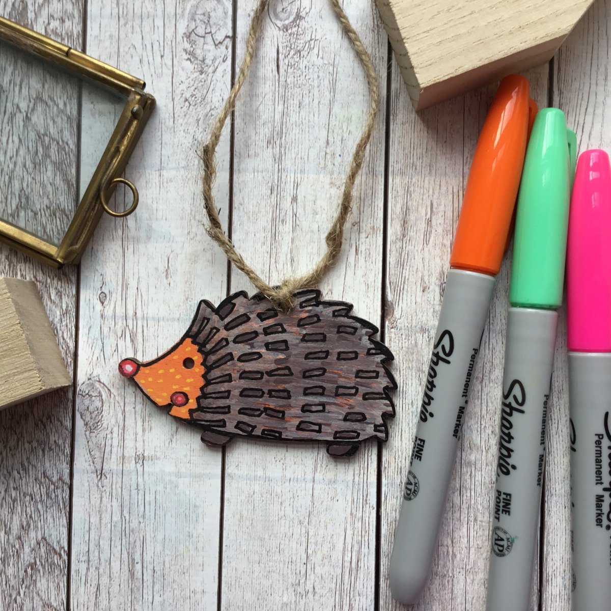 buck_lj's tweet photo. Hedgehog Teacher Gift - Personalised Hedge Hugs - Teacher Appreciation - Hedgehog Lover - Thank You - Letterbox Gift - Leaving School. https://t.co/C5Ik3ShzYj #Etsy #Slumbermonkey #TutorGift https://t.co/3VG6m0OnIu