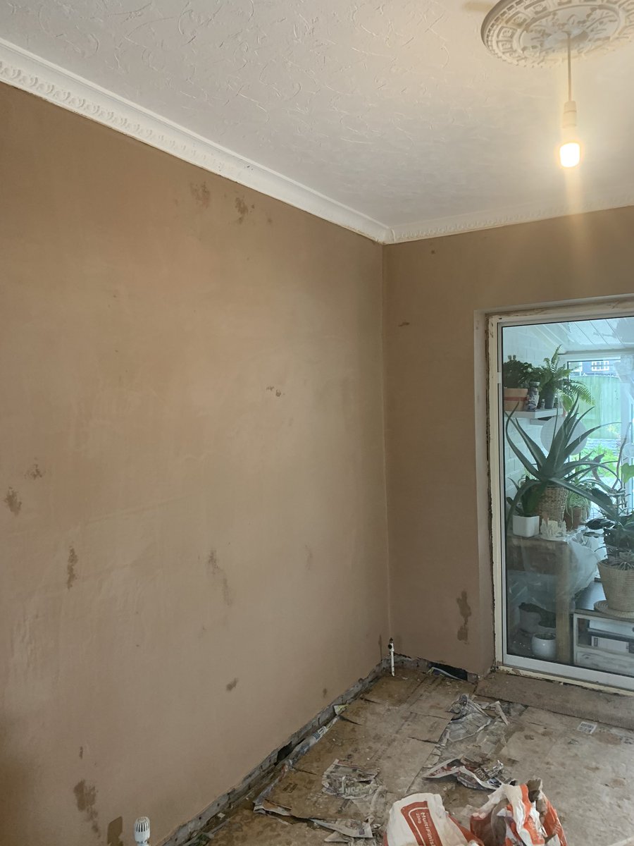 AdtBuilding's tweet photo. Dining room and living done today https://t.co/Ilyhgy3wgX