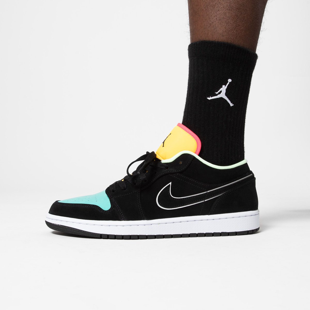 air jordan 1 low aurora green laser orange