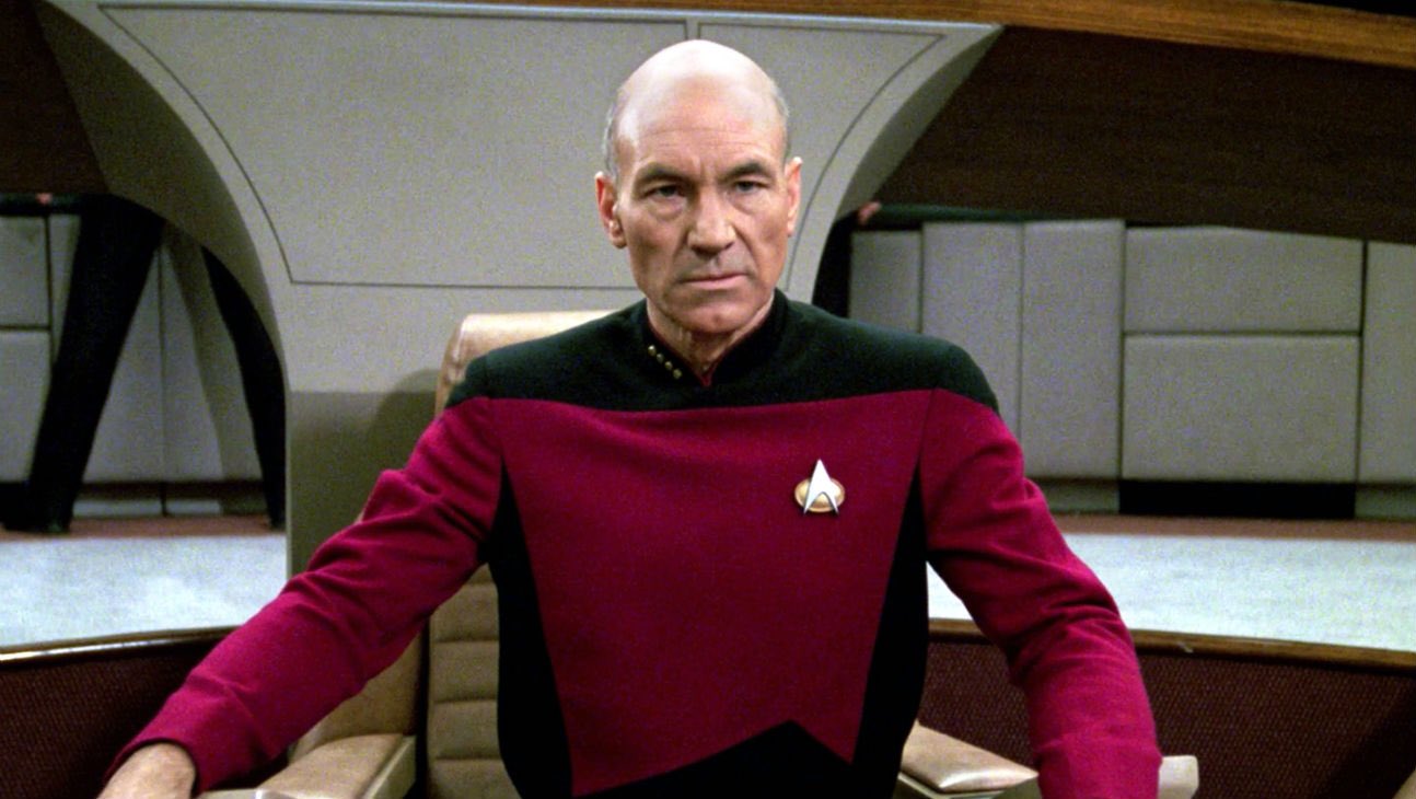 EVERYONE SAY HAPPY BIRTHDAY TO SIR PATRICK STEWART!!! HES A ROLE MODEL!!! 