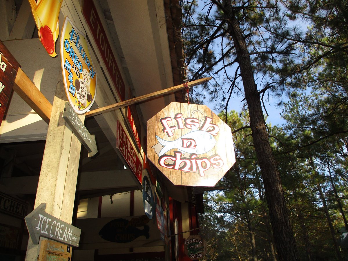 LARenFest's tweet photo. #FrenchFriesDay? Around here, we call them “chips”… Photo credit: Golden Lynn #LouisianaRenaissanceFestival #RenFestFood #116DaysToRenFest #RenFest2020 https://t.co/h9qO6HO0AT