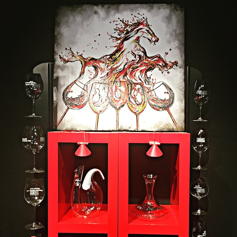 My #wineart Taste of Victory at Yonge Street Winery (find this #wine #art in many sizes: leannelainefineart.com/taste-of-victo…) #horses