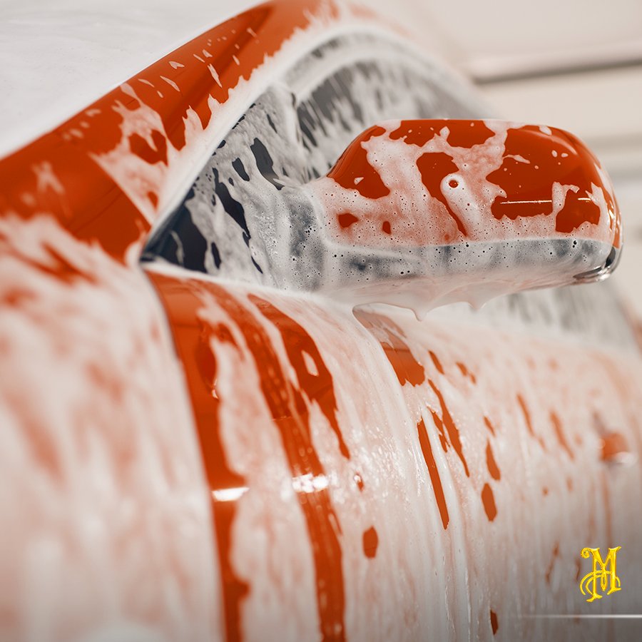 MeguiarsArg's tweet photo. Cuando sos un verdadero fanático de la limpieza, aprovechás cada ratito
para darle una buena lavada de cara a tu auto 💦😉🚗
#meguiarsargentina #meguiars #carwash #lavadodeauto #detailing https://t.co/B5QEIXJkHI