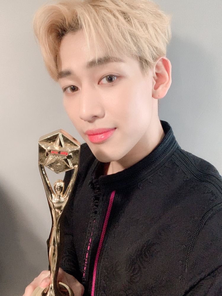 Bambam also achieved many awards, he has a lot of recognitions some are in DaraDaily awards in Thailand, he also win Social Superstar award year 2017, 2019 and 2020.