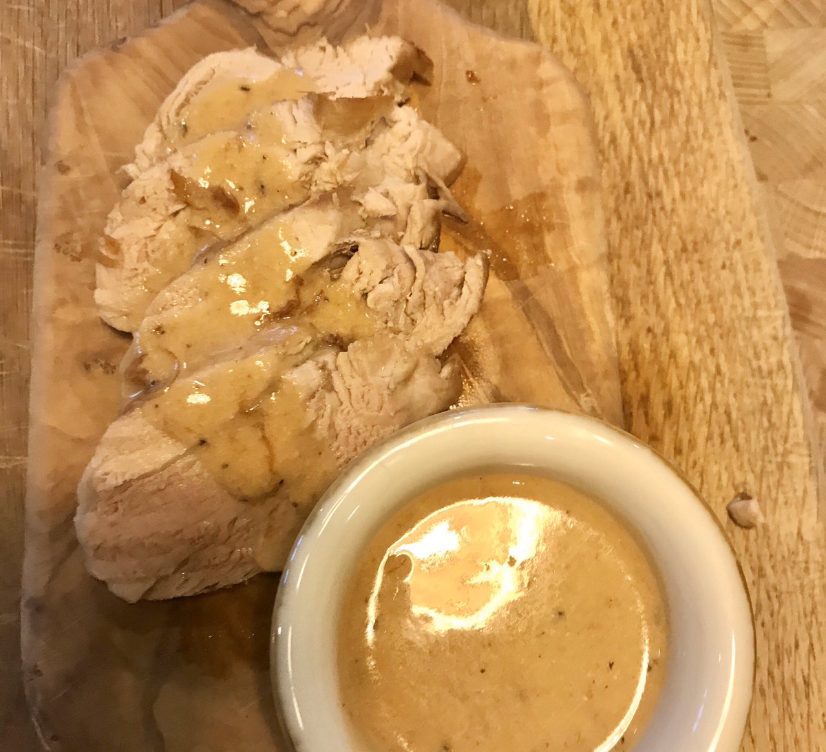 Tenderloin of Pork with a Cider Cream Sauce De-glaze cooked live on  @BBCRadioLincs with  @rob_makepeace in the studio