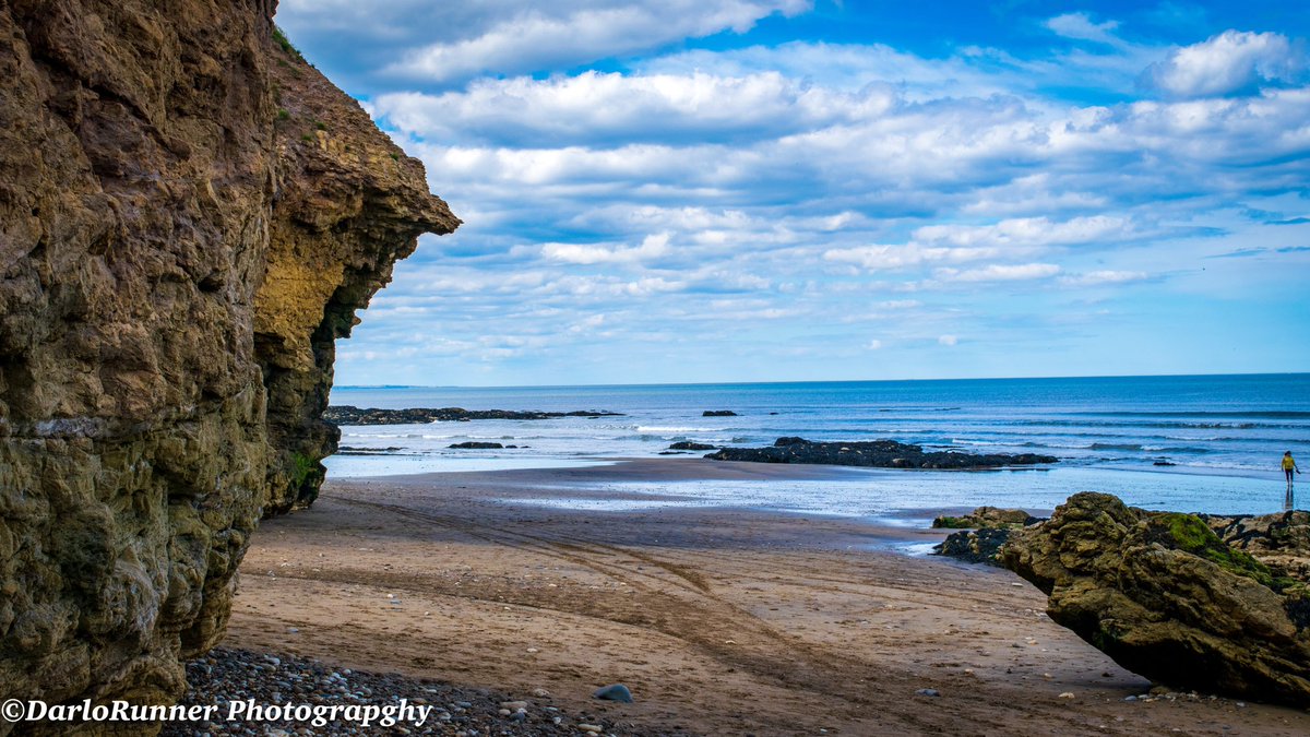 DRunnerPhotos's tweet photo. A few more at Blackhall Rocks. A lovely part of our region. #landscapephotography  #blackhallrocks #blackhallrocksbeach #northeast #photography https://t.co/MiHjx3JSbX