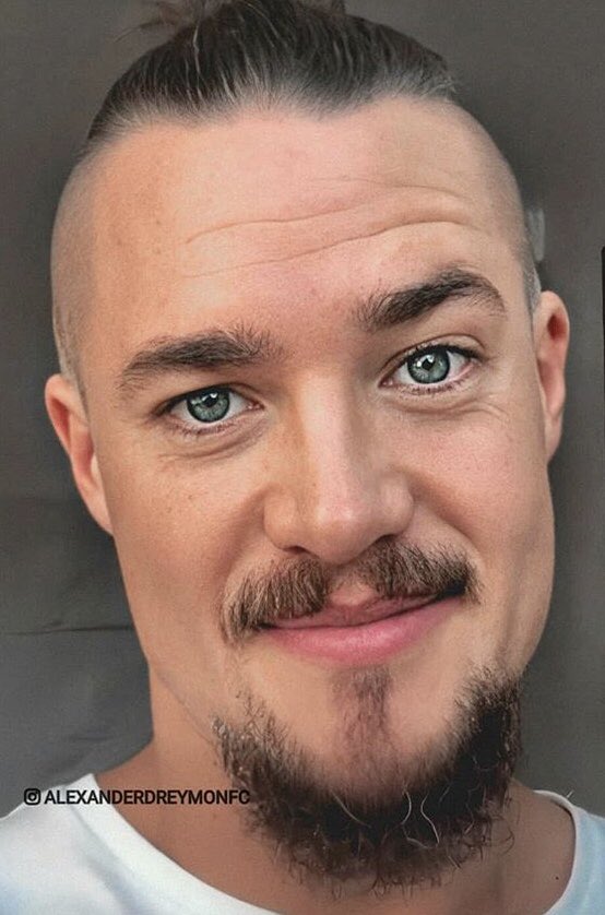 You think I’m cheeky in general? You should see me when I’m with <a href="/IridineQueen/">Queen Adele Vohn | parody</a>! 😏