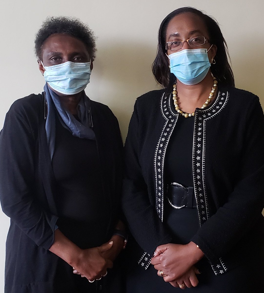 mdjkitulu's tweet photo. For Adisa!
#ASoldierHasFallen
#RIPDrLugaliki
#protecthealthcareworkers https://t.co/JVkhhylssD