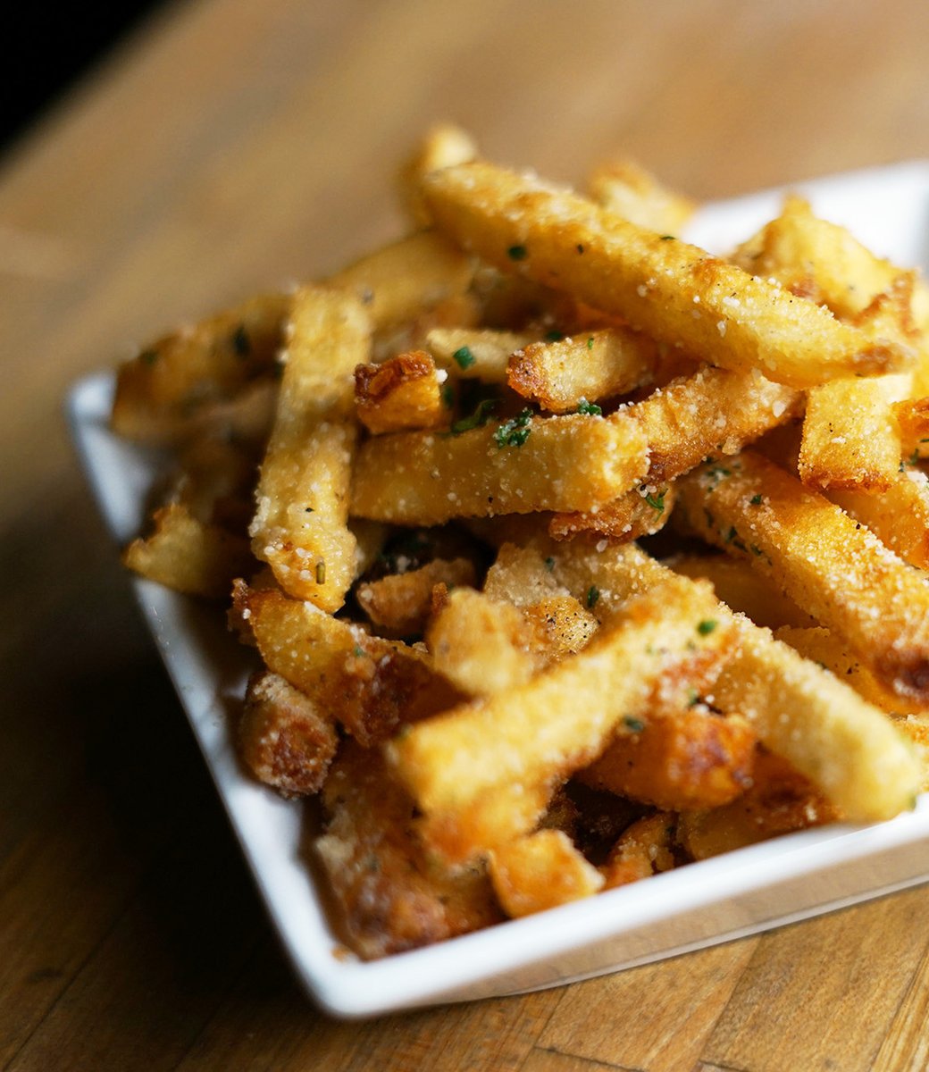 It's international, national, regional, and local FRENCH FRY DAY! Not to brag, but pretty sure we have some of the best in the biz. Okay, we'll brag a little bit. Truffle fries are here for yah Charlotte! #goodfoodclt #moffettrestaurantgroup #clteats #cltfries #eatdrinkclt