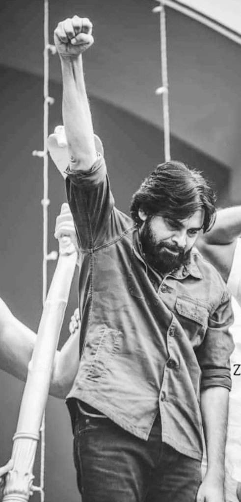 1TheParimisetti's tweet photo. #AdvanceHBDpawankalyan
Last tweet For now 
Repu podduna nunchi malla Dhada Dhada puttinchali

Who ever is still doing the tweets very good job cults I very much appreciate you  thank you all 

Al the best for tomorrow for us all
JAI PSPK JAI JANASENA https://t.co/tLPys1f50x