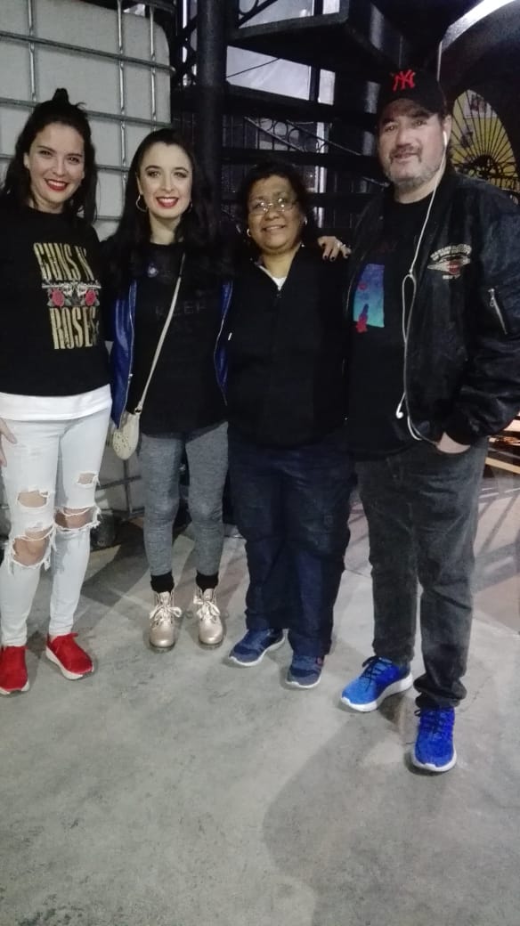 gabbaz28's tweet photo. Felicidades @MAXIMA1067FM @Bonmaxima @Nadiamaxima por estos #15DeMaxima https://t.co/Lwd7QIhltQ