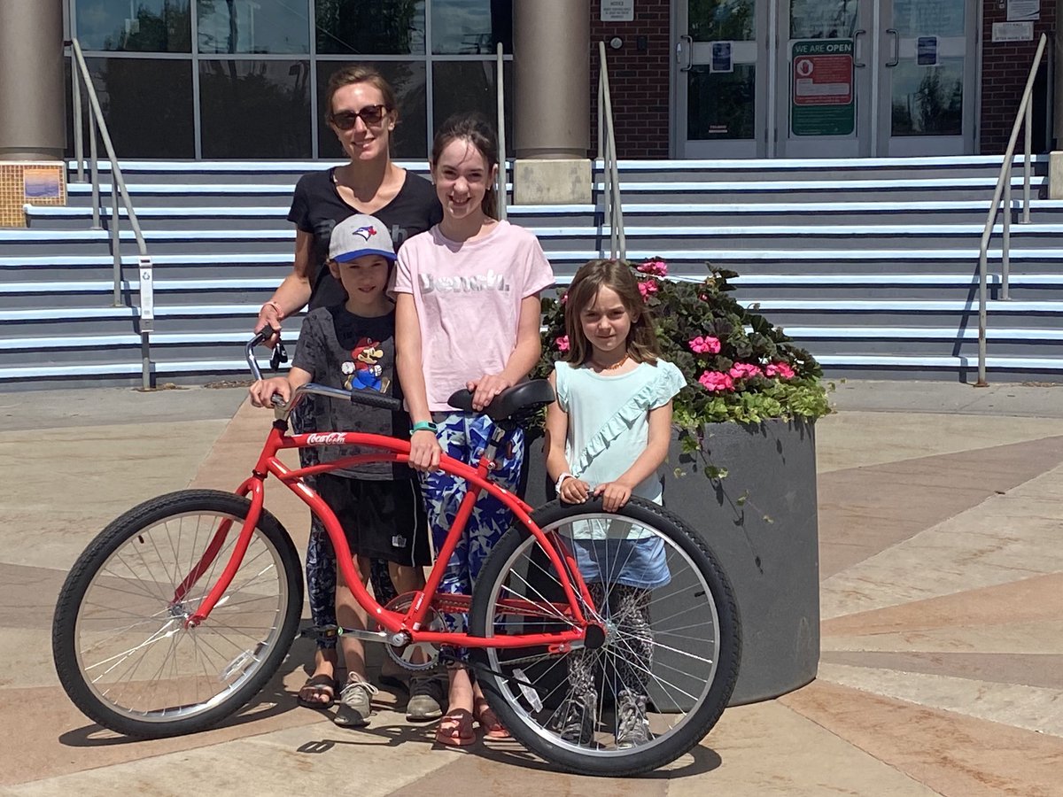 Congratulations to the Dul family winning the #fortsask June Recreation &amp; Parks Month scavenger hunt! 
Coca Cola Cruiser Bike 🚲 
#fortsaskJRPM #fortsask