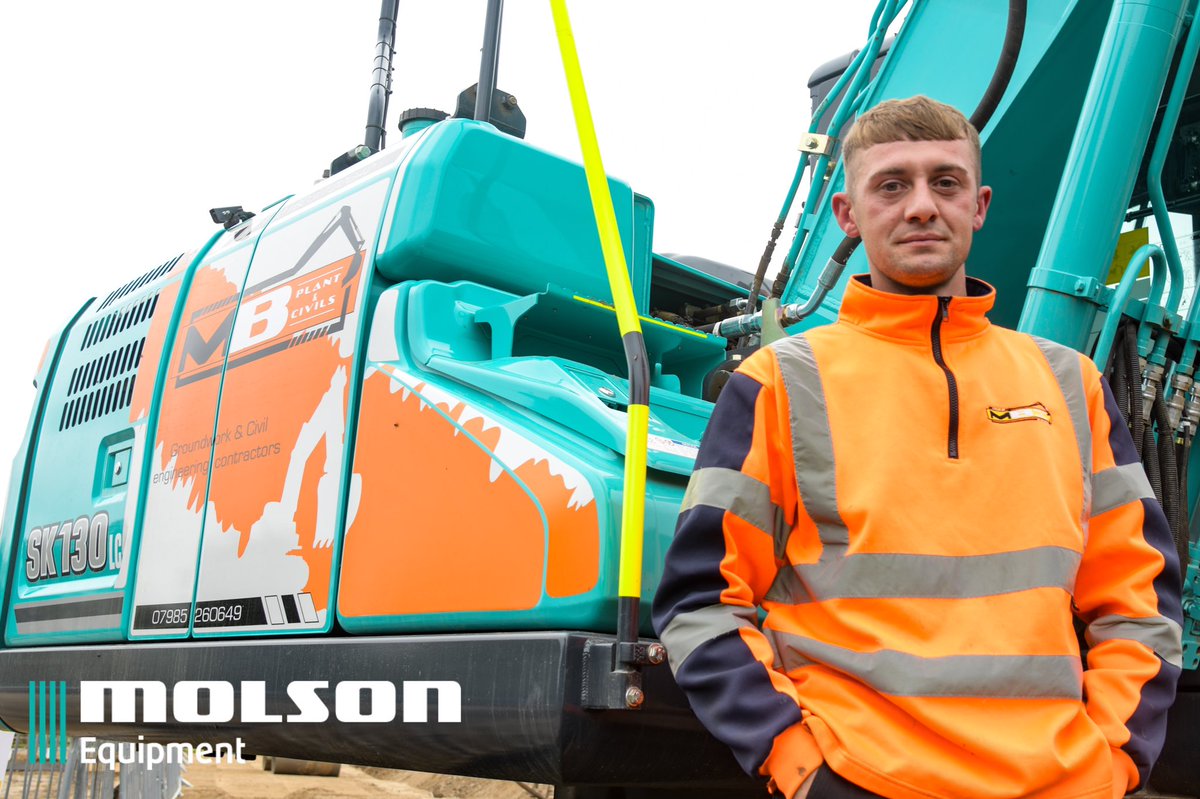 molson_group's tweet photo. Great to catch up with Matthew Body and his team at @MBplantandcivil and their Kobelco SK130LC-11!
Click here to find out more about the SK130: https://t.co/zkKKd6DpO5
#kobelco #excavator #engcon #tiltrotator #gradingbeam #molsonequipment #molsongroup #groundworks #civils https://t.co/Jhw63SJkcI
