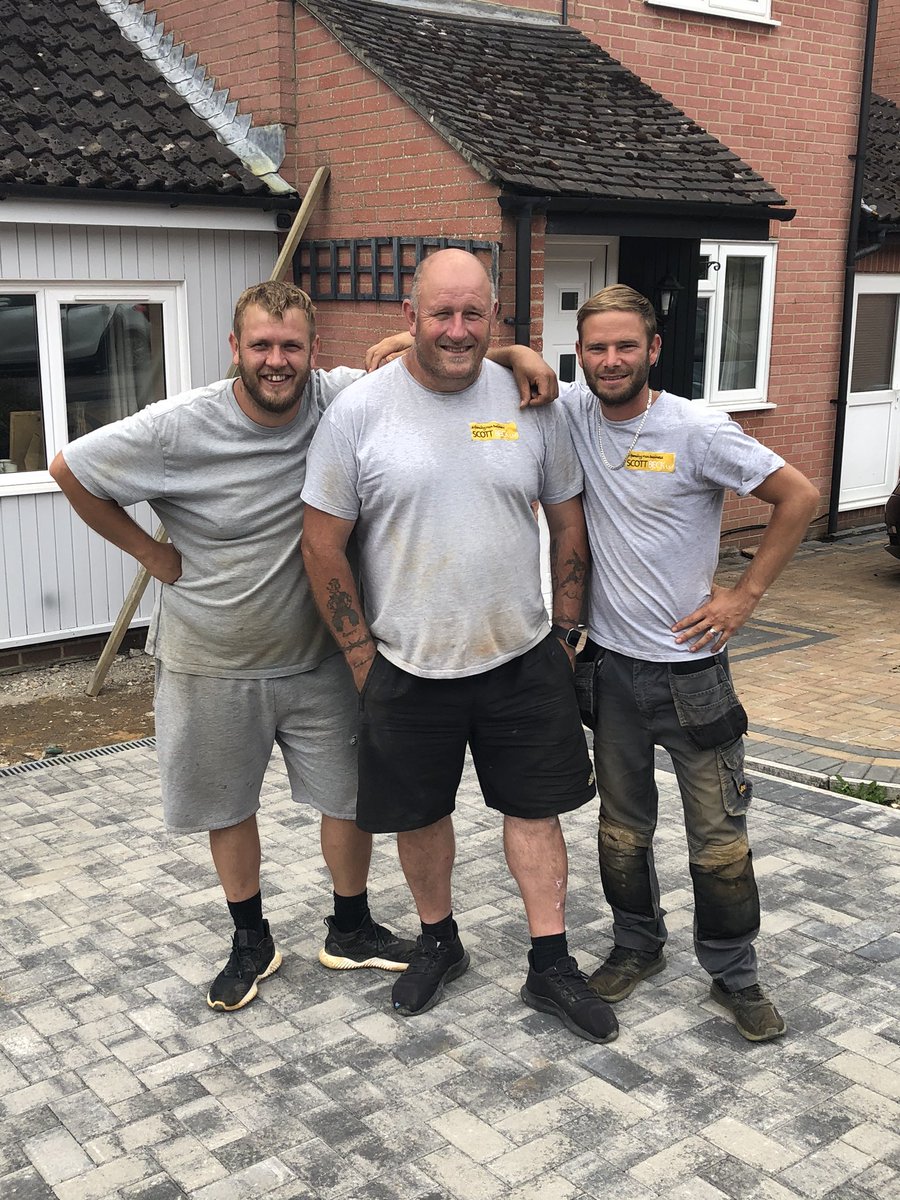 RodTobermore's tweet photo. Welcome to team @Tobermore @scottbeckpaving #efstop #primetop @ElliottBrothers https://t.co/QwwJQKqq94