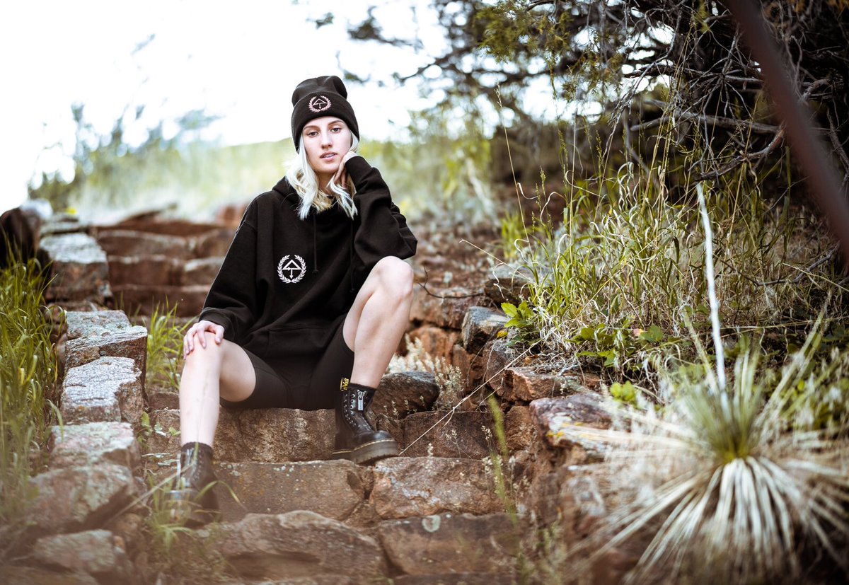 OfTheTrees's tweet image. Y’ALL WANT SOME MERCH?