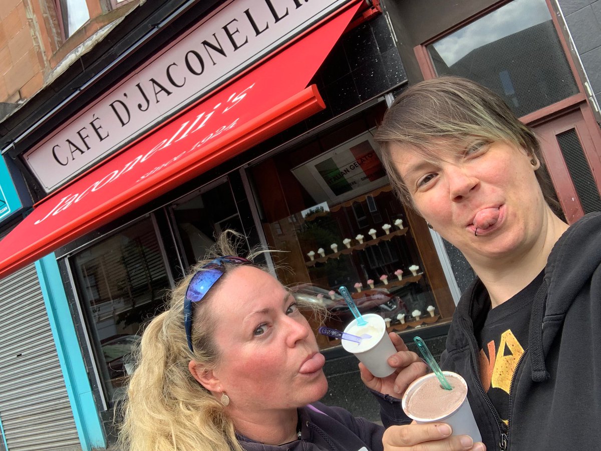 Kiki (@kikifaxi) on Twitter photo <a href="/robertcarlyle_/">Robert Carlyle</a> we tested <a href="/Jaconellis/">Cafe D' Jaconelli</a> - and of course vanilla taste absolutely wins but @FancyFranziFfm still disapproves🤷♀️.. and don’t worry we didnae mention yer name😜..thx for the hint.. #TeamVanillaVsTeamChocolate <a href="/robertcarlyle_/">Robert Carlyle</a> we tested <a href="/Jaconellis/">Cafe D' Jaconelli</a> - and of course vanilla taste absolutely wins but @FancyFranziFfm still disapproves🤷♀️.. and don’t worry we didnae mention yer name😜..thx for the hint.. #TeamVanillaVsTeamChocolate
