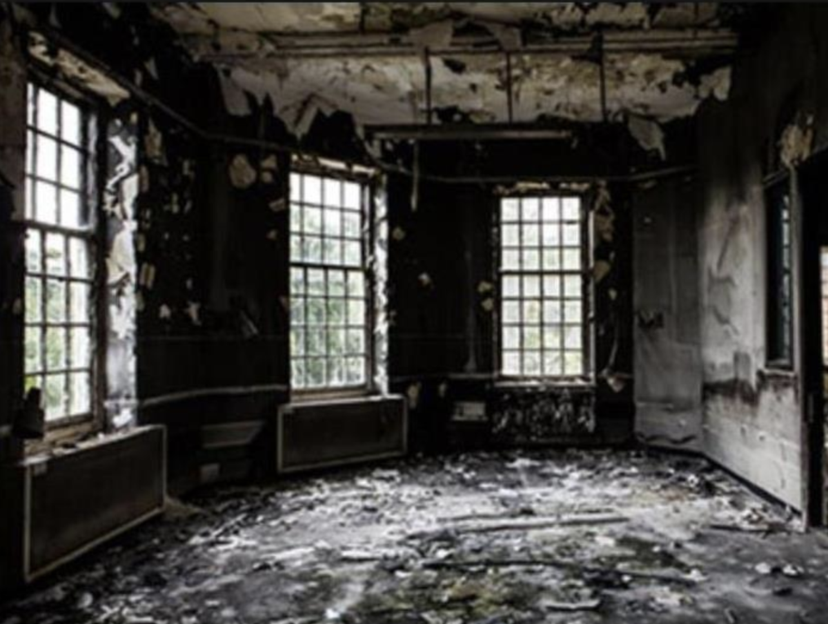 SERVPRObradleyc's tweet image. After a fire in a home or fire in a business strikes, many people are unsure what to do about the fire damage. These five tips below can serve as a guide for people who have recently suffered fire damage:

servprobradleycounty.com/blog/post/2284…