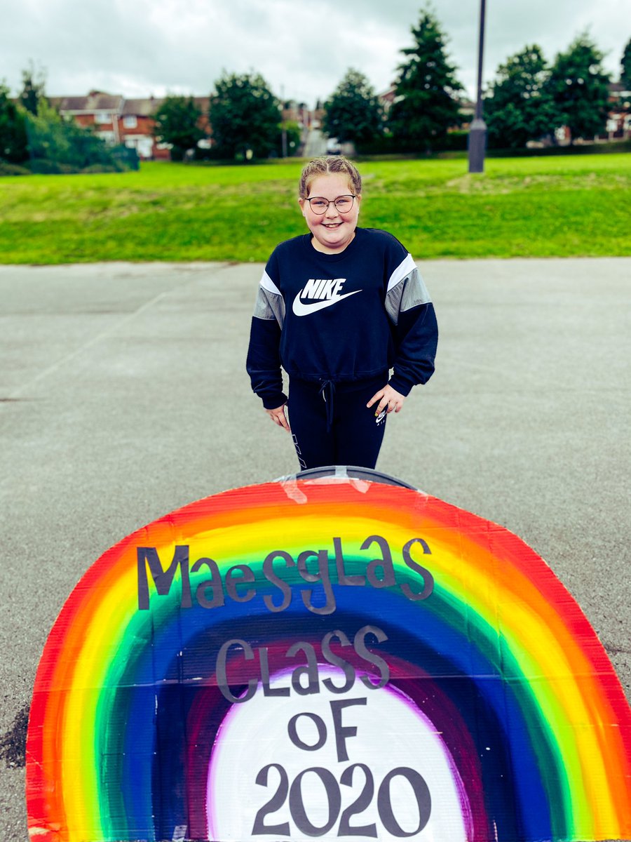 misscross56's tweet photo. @YsgolMaesglas https://t.co/B9ISk52VH5