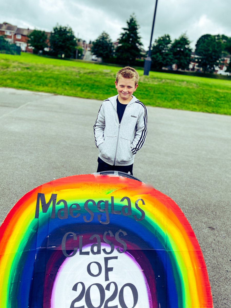 misscross56's tweet photo. @YsgolMaesglas https://t.co/LvGg3r4ZF3
