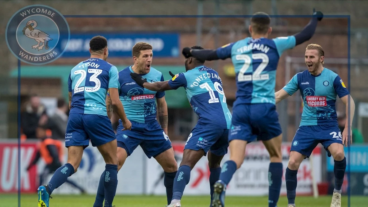 Mercado_Ingles's tweet photo. OFICIAL. El Wycombe Wanderers donde juega el famoso Adebayo Akinfewa ha ganado los Play Offs y ha ascendido a la Championship. https://t.co/l0YnscinRy