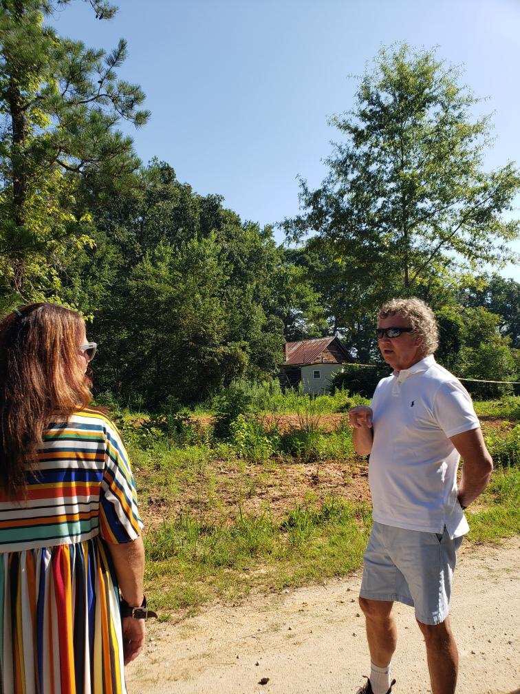 Cassy_Paschal1's tweet photo. What an exquisite morning to get an actual tour of the Chapin area near Amicks Ferry. What a rich heritage this area possesses. I love serving this community. Thank you Rick Howell for making it so special. #Pridein5 https://t.co/mPPqHmI4RX