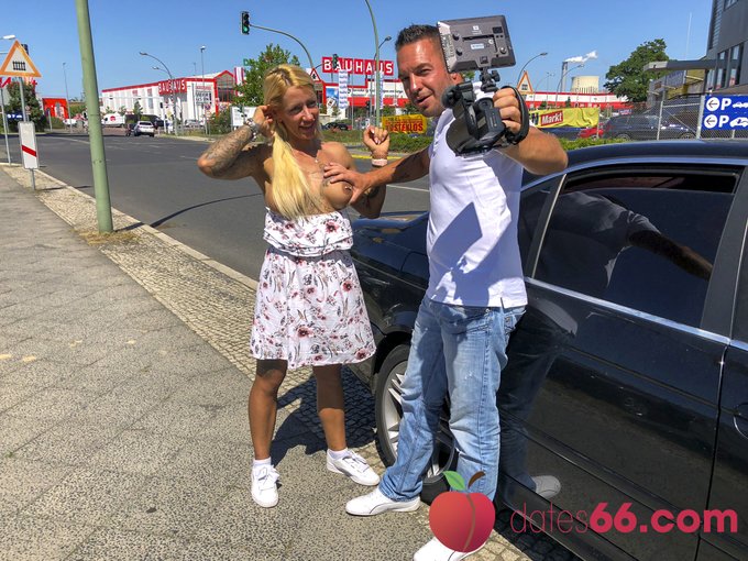 Das geht ja schon gut los mit @HarleenVHynten...😆 und da geht bestimmt noch mehr...💥  Wie wir zwischen<a class="tags" href="/tag/harleenvhynten">@harleenvhynten</a><a href="/tag/germany"class="tags"><span>#germany</span></a><a href="/tag/blonde"class="tags"><span>#blonde</span></a><a href="/tag/naughty"class="tags"><span>#naughty</span></a><a href="/tag/publicnudity"class="tags"><span>#publicnudity</span></a><a href="/tag/tits"class="tags"><span>#tits</span></a>