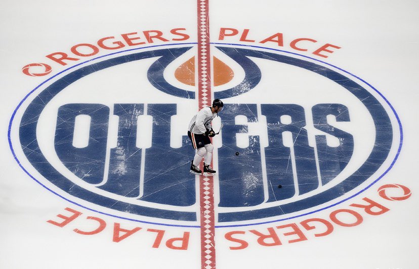 cmcdavid97's tweet photo. Back to work. Can’t wait to play #OilCountry https://t.co/CE8Dk8Atuz